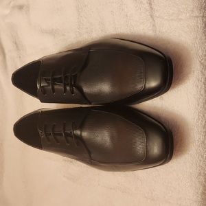 Mint Condition Steve Madden Men's Dress Shoes